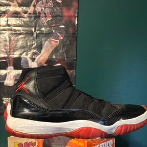 Retro Air Jordan 11 “Bred” classic